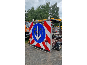 Trang thiết bị xây dựng