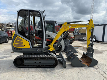 Máy xúc mini WACKER