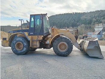 Máy xúc lật bánh lốp CATERPILLAR 962G