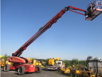 Xe nâng người hình viễn vọng kính JLG