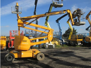 Xe nâng người nhiều khớp nối MANITOU
