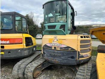 Máy xúc mini YANMAR