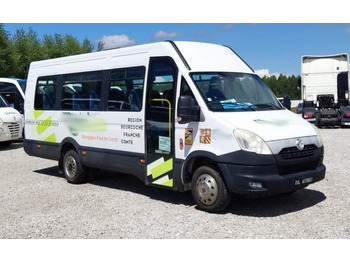 Xe bus ngoại ô IVECO Daily