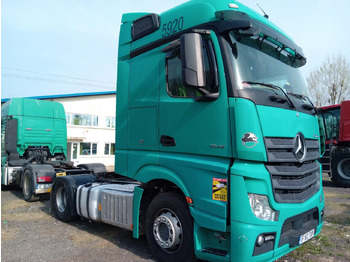 Xe đầu kéo MERCEDES-BENZ Actros