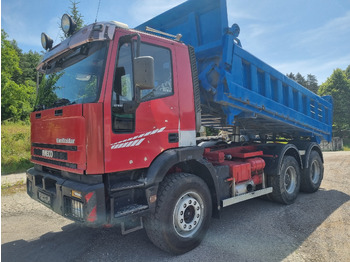 Xe ben IVECO EuroTrakker