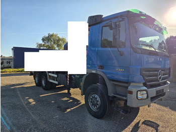 Xe tải khung gầm MERCEDES-BENZ