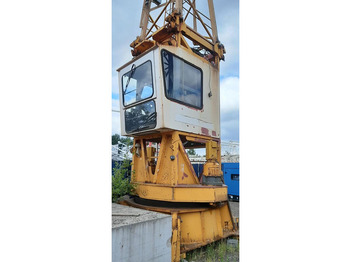 Cần cẩu tháp LIEBHERR