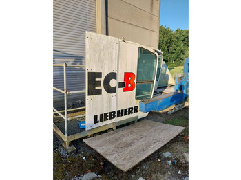 Cần cẩu tháp LIEBHERR