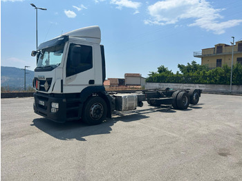 Xe tải khung gầm IVECO Stralis