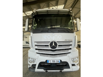Xe đầu kéo MERCEDES-BENZ