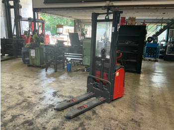 Xe nâng LINDE L14