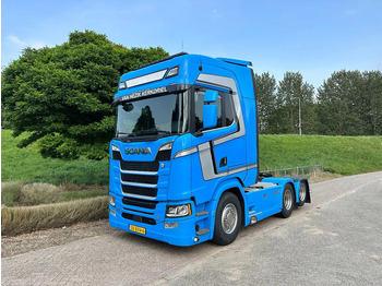 Xe đầu kéo SCANIA S 650