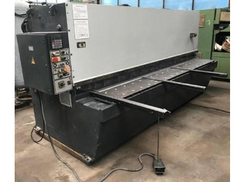 Máy gia công kim loại