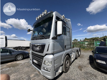 Xe đầu kéo MAN TGX 26.500
