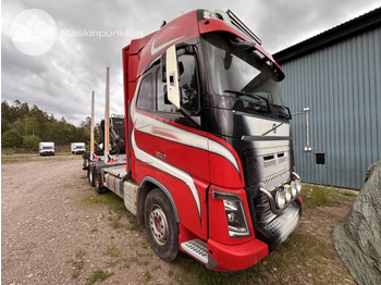 Xe chở gỗ VOLVO FH16 750