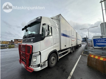 Xe tải hộp VOLVO FH 500