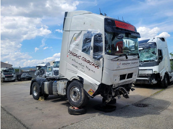 Xe đầu kéo VOLVO FH 540