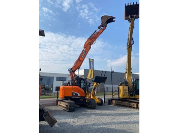 Máy xúc bánh xích DOOSAN DX140LCR-5