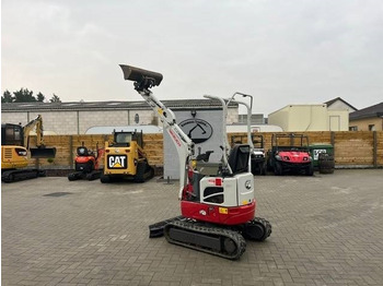 Máy xúc mini TAKEUCHI