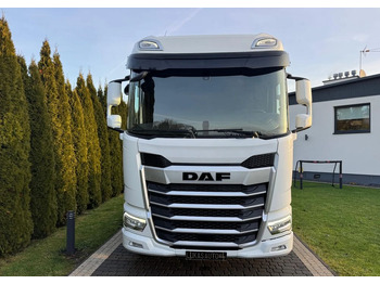 Xe đầu kéo DAF XF 530