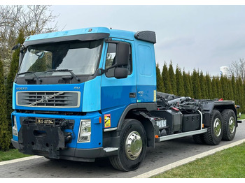 Xe tải nâng móc VOLVO FM 400