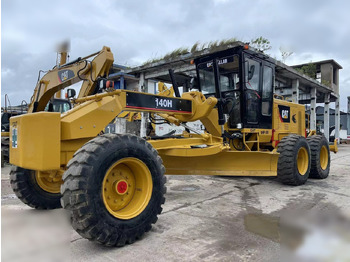 Máy san CATERPILLAR 140H