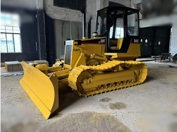 Máy ủi CATERPILLAR D4C