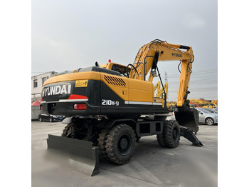 Máy xúc bánh lốp HYUNDAI ROBEX 210W-9: hình 3