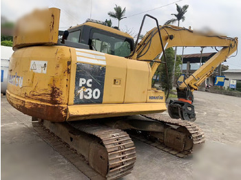 Máy xúc bánh xích KOMATSU PC130-7