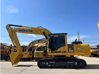 Máy xúc bánh xích KOMATSU PC220-8