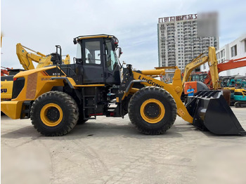 Máy xúc lật bánh lốp LIUGONG