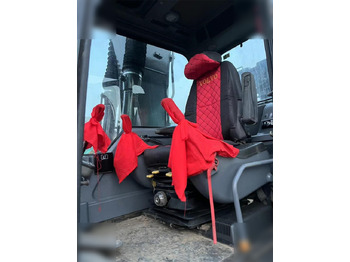 Máy xúc bánh xích VOLVO EC140DL: hình 4