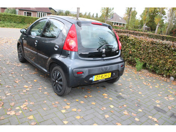 Hatchback Peugeot 107: hình 5