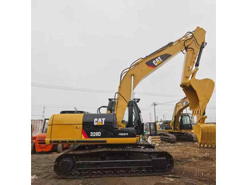 Máy xúc CATERPILLAR 320D