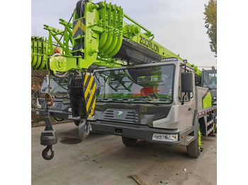 Cẩu bánh lốp ZOOMLION ZTC250V
