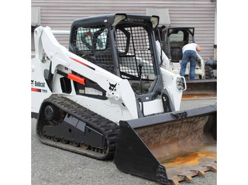Máy xúc lật đa năng BOBCAT S160
