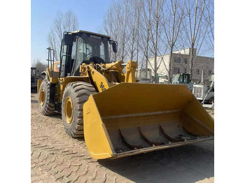 Máy xúc lật bánh lốp CATERPILLAR 966H