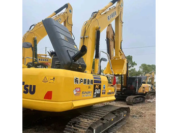 Máy xúc bánh xích KOMATSU PC240-8
