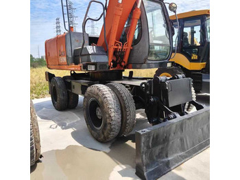 Máy xúc HITACHI ZX130W