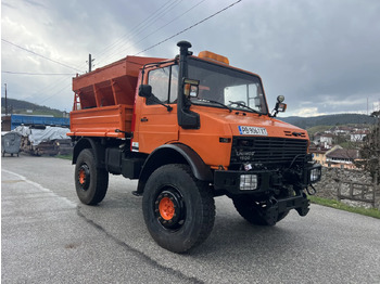 Xe dọn tuyết UNIMOG U1500
