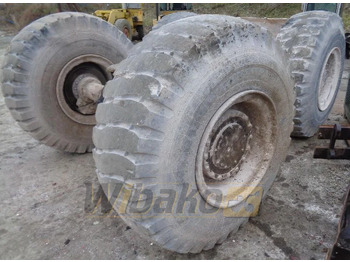 Máy xúc lật bánh lốp