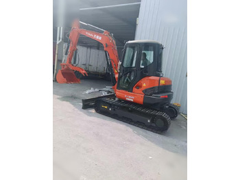 Máy xúc mini KUBOTA