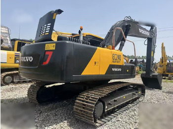 Máy xúc bánh xích VOLVO EC240