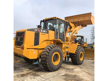 Máy xúc lật bánh lốp LIUGONG