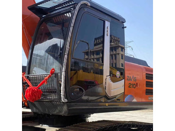 Máy xúc bánh xích HITACHI ZX200
