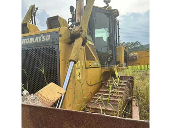 Máy ủi KOMATSU D65