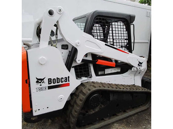 Máy xúc lật đa năng BOBCAT T590