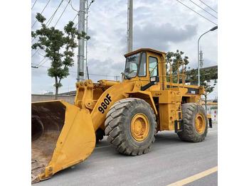 Máy xúc lật bánh lốp CATERPILLAR 966E