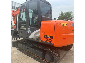 Máy xúc bánh xích HITACHI ZX70