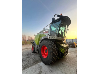 Máy gặt đập thức ăn gia súc CLAAS Jaguar 940